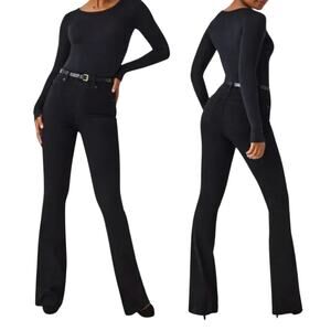 NWT Spanx EveryWear Flare Jeans Clean Black Size S